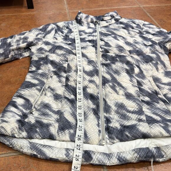 Athleta Altitude Lightweight Goose Down Puffer Jacket Size L - Picture 10 of 10